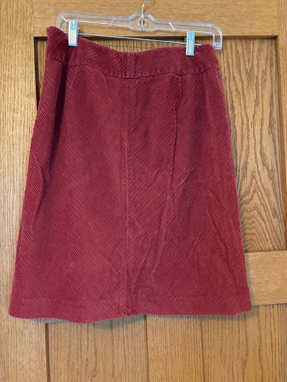Ann Taylor Burgundy Corduroy Chevron Mini Skirt Size 6